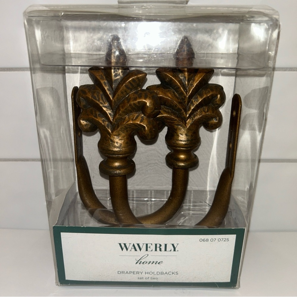 Waverly Bronze Decorative Wall Hooks